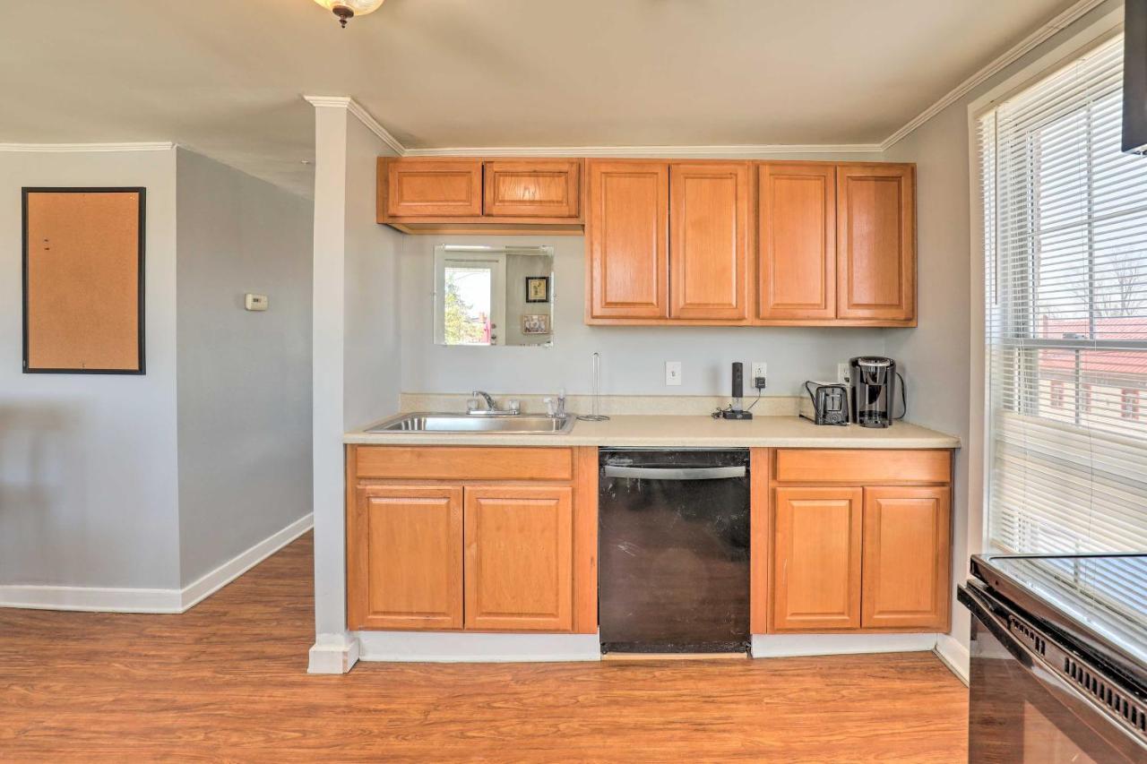 Downtown Canandaigua Apt 1 Mi To Lake And Pier! المظهر الخارجي الصورة